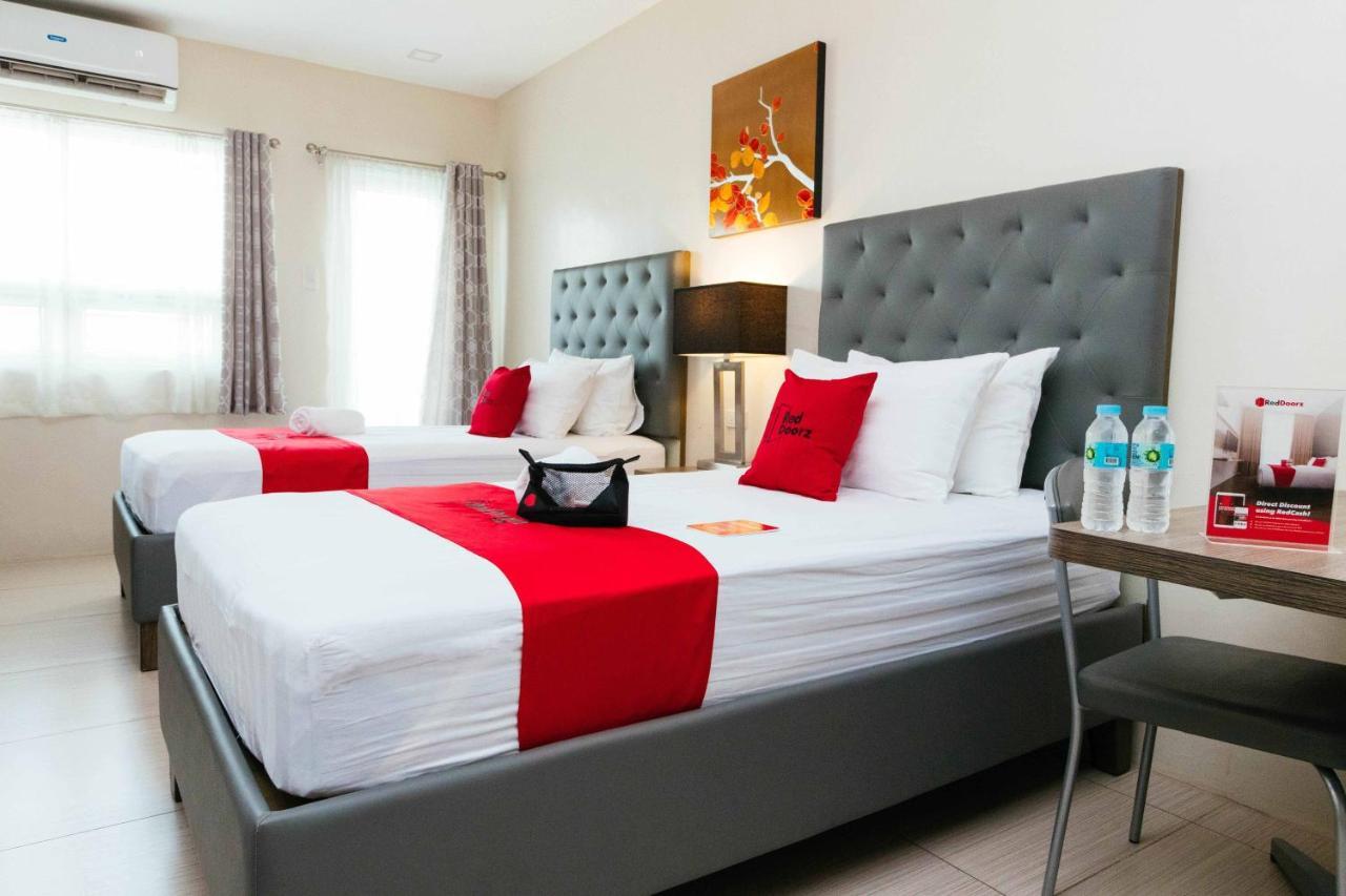Готель Reddoorz Premium @ Sampaloc Makati Makati City Екстер'єр фото