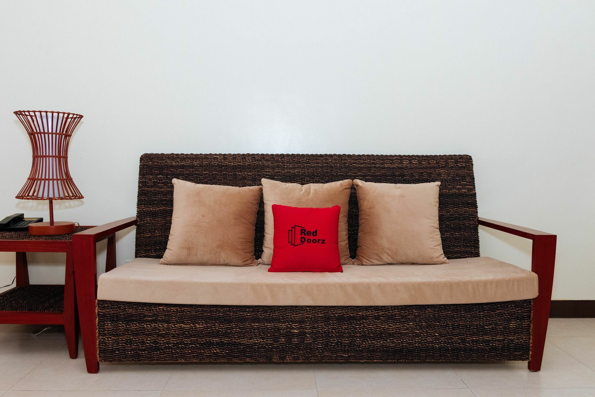 Готель Reddoorz Premium @ Sampaloc Makati Makati City Екстер'єр фото