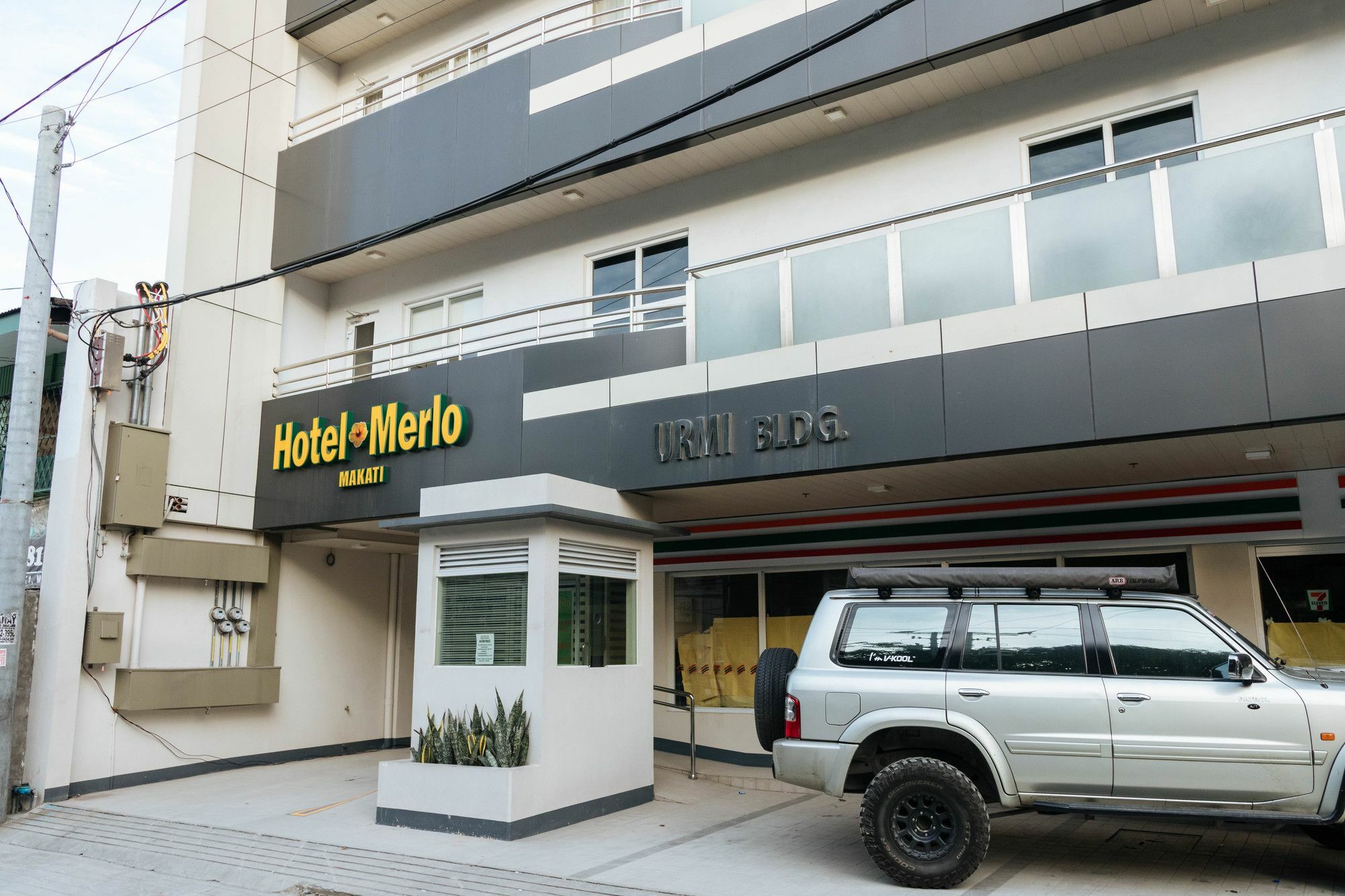 Готель Reddoorz Premium @ Sampaloc Makati Makati City Екстер'єр фото