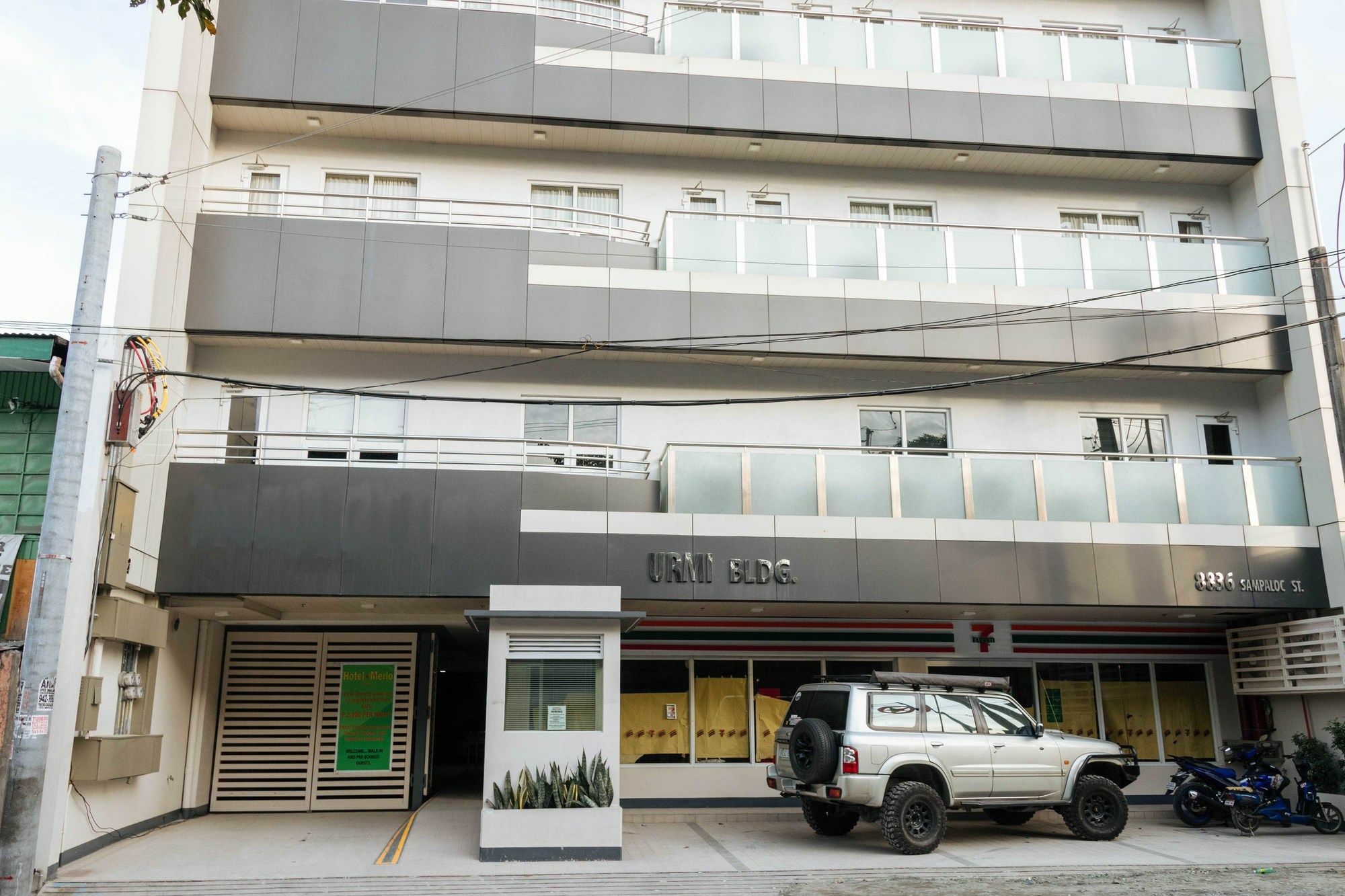 Готель Reddoorz Premium @ Sampaloc Makati Makati City Екстер'єр фото